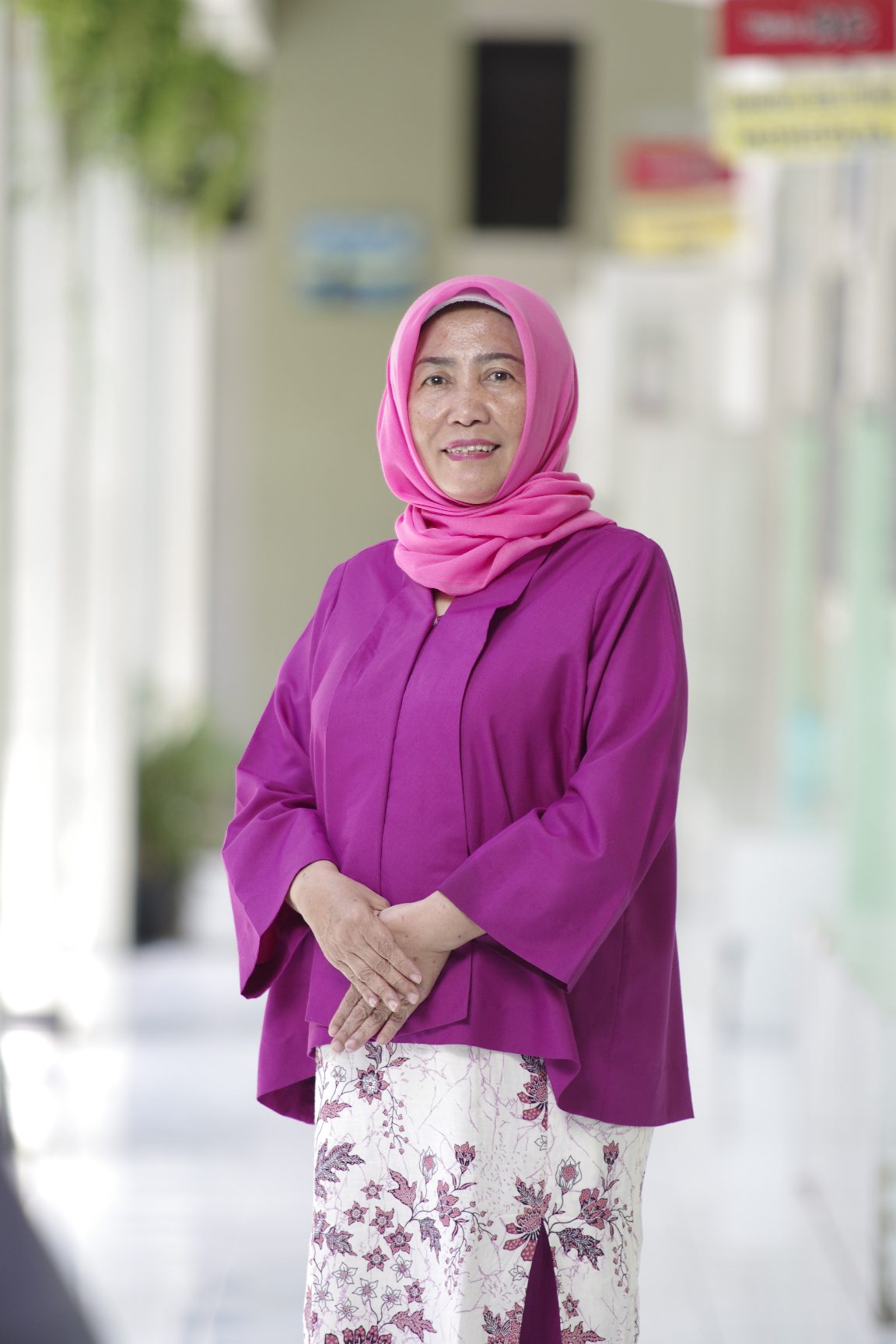 Dra. Arindyah Susanti, M.Pd.